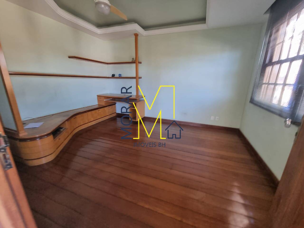 Casa à venda com 3 quartos, 360m² - Foto 18