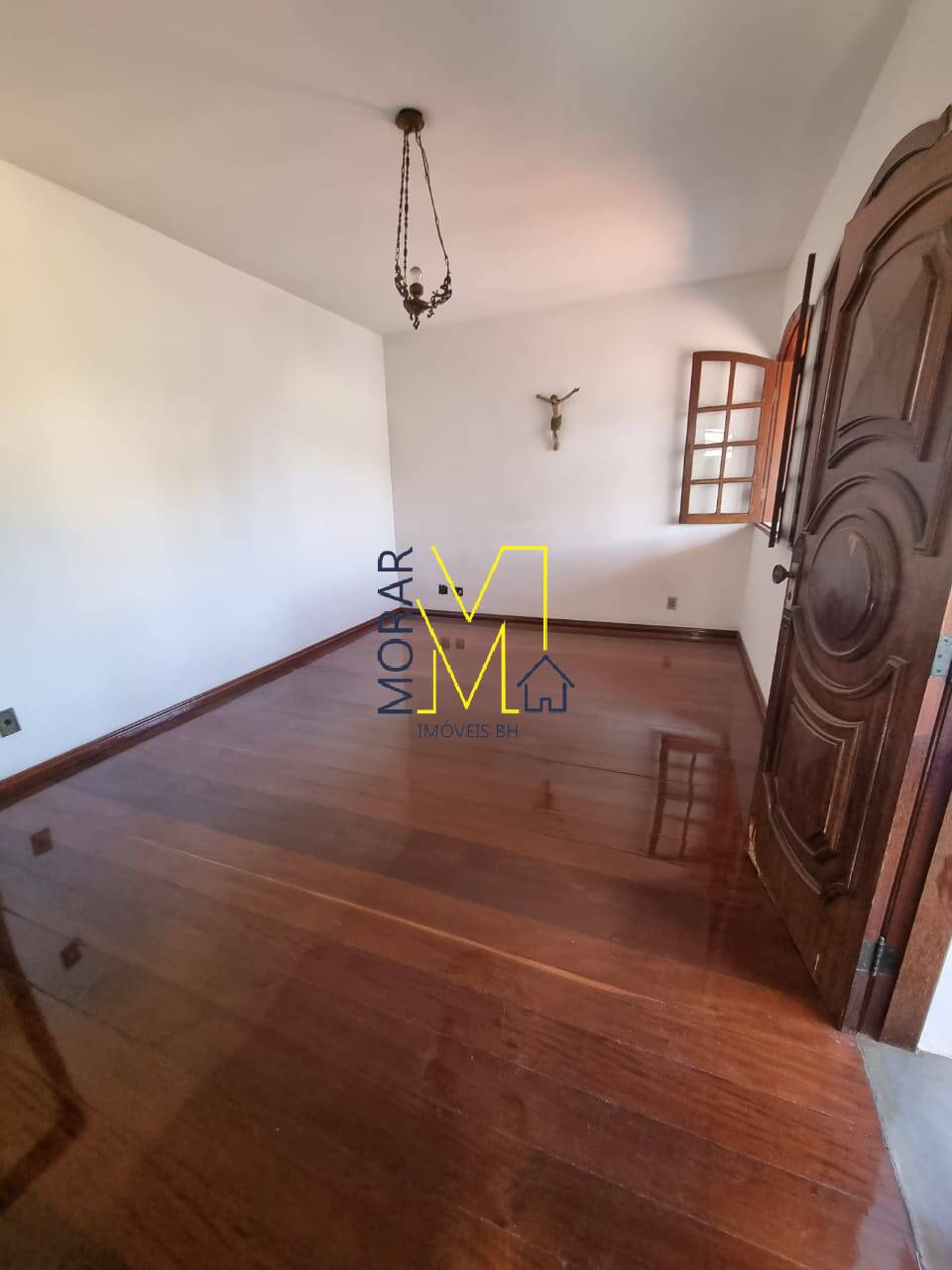 Casa à venda com 3 quartos, 360m² - Foto 22