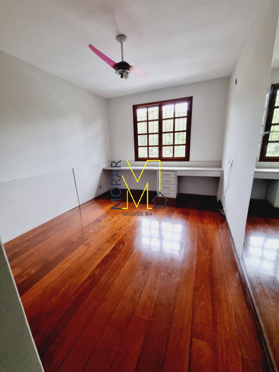 Casa à venda com 4 quartos, 360m² - Foto 7