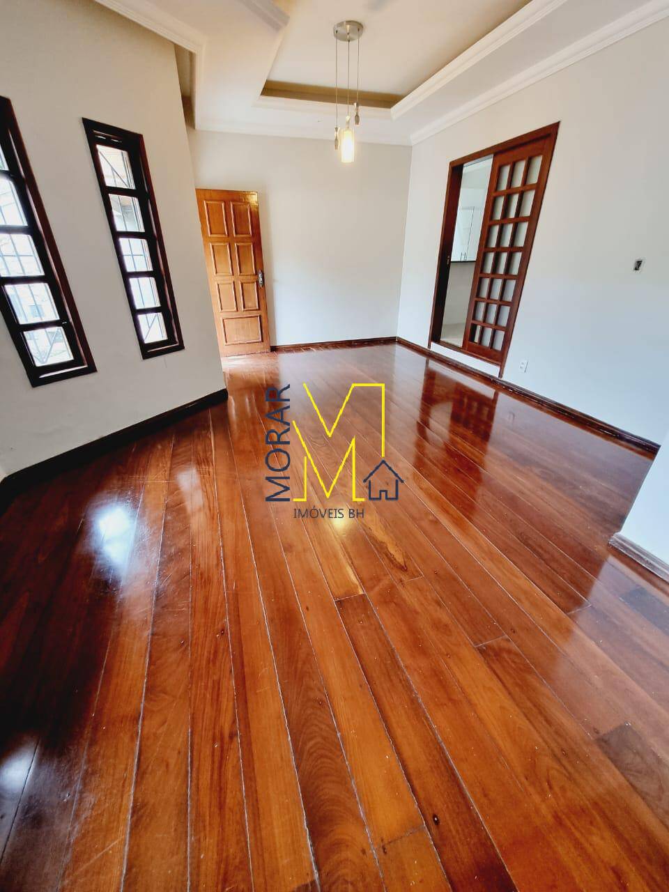 Casa à venda com 4 quartos, 360m² - Foto 37