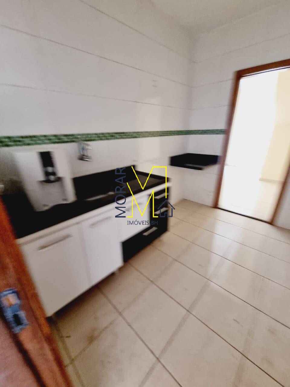 Apartamento à venda com 3 quartos, 70m² - Foto 4