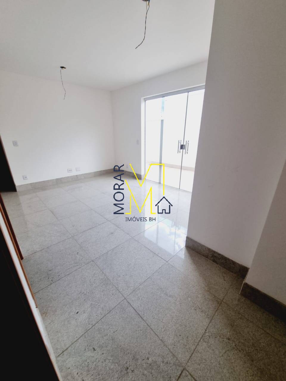 Apartamento à venda com 3 quartos, 150m² - Foto 8