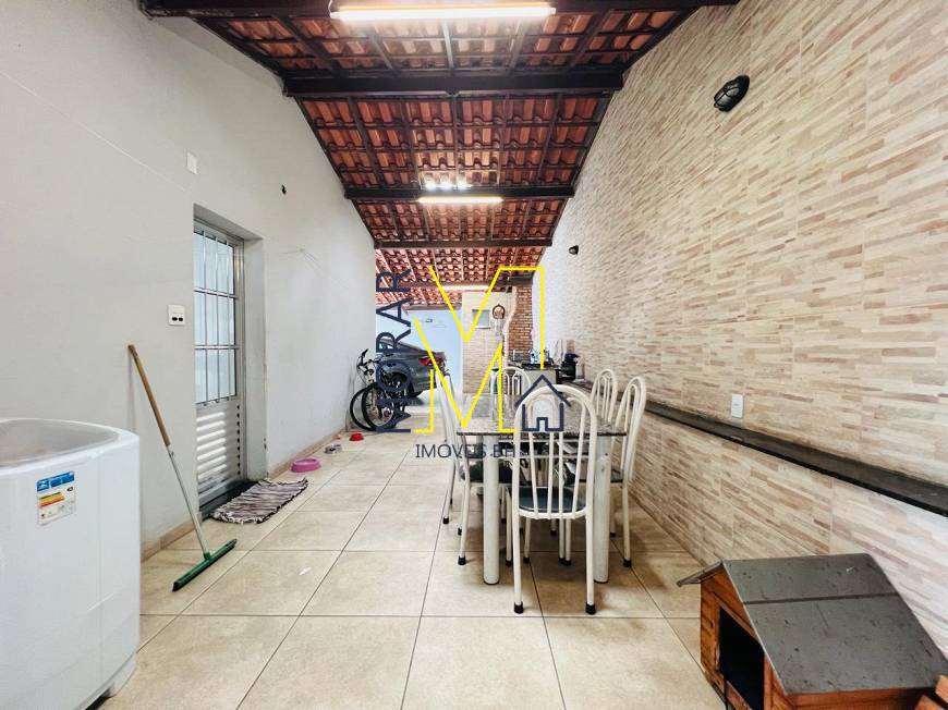 Casa à venda com 4 quartos, 115m² - Foto 9