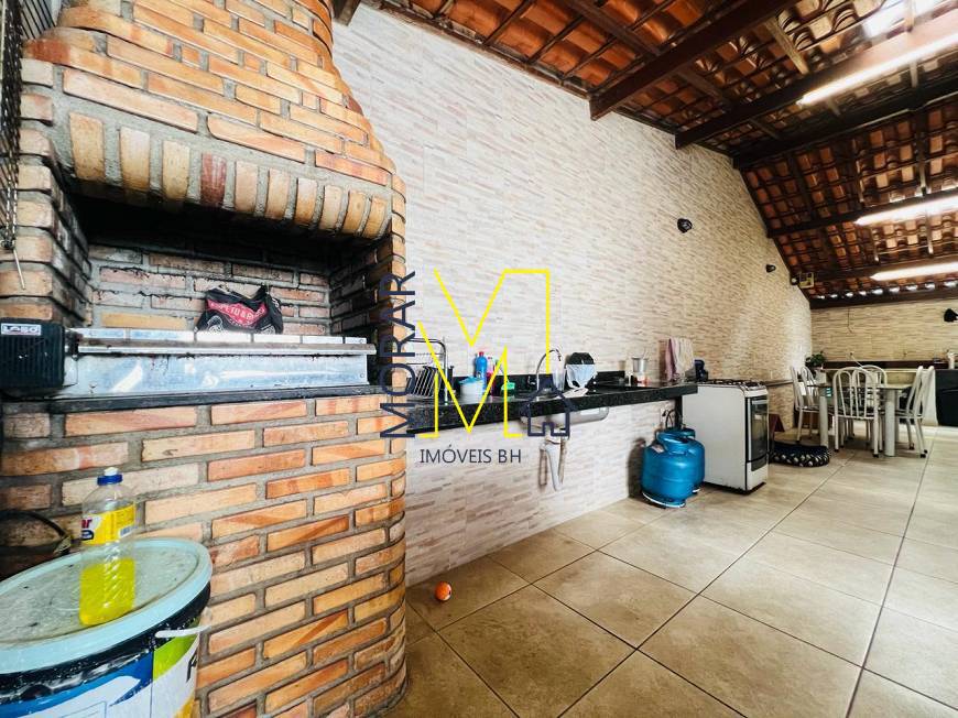 Casa à venda com 4 quartos, 115m² - Foto 5