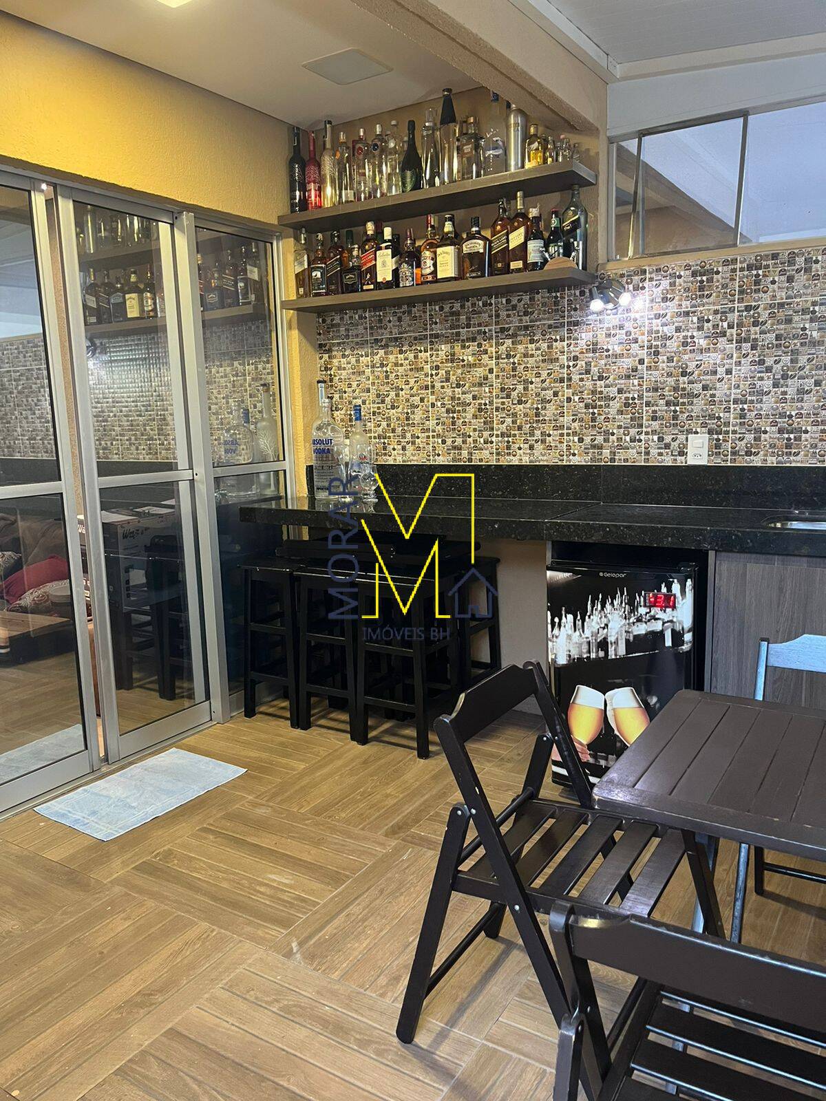 Apartamento à venda com 3 quartos, 91m² - Foto 2