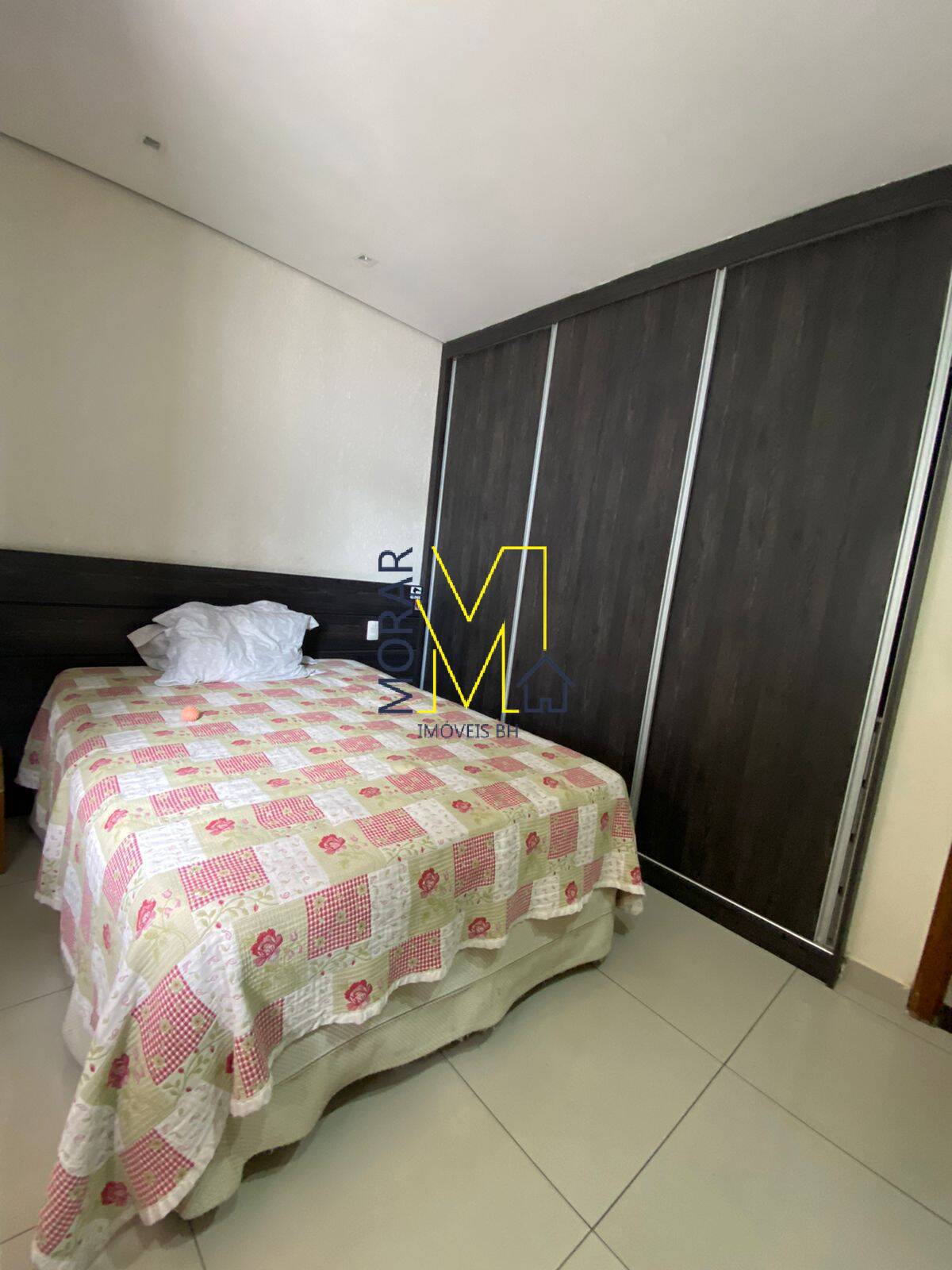 Casa à venda com 4 quartos, 114m² - Foto 8