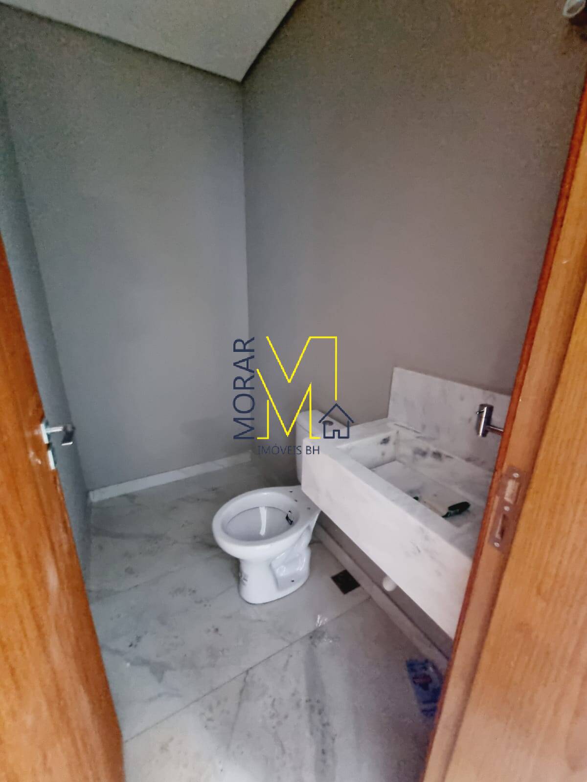 Casa à venda com 3 quartos, 150m² - Foto 4