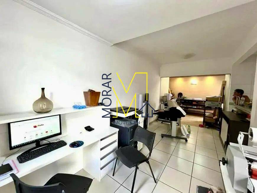 Casa à venda com 2 quartos, 90m² - Foto 1