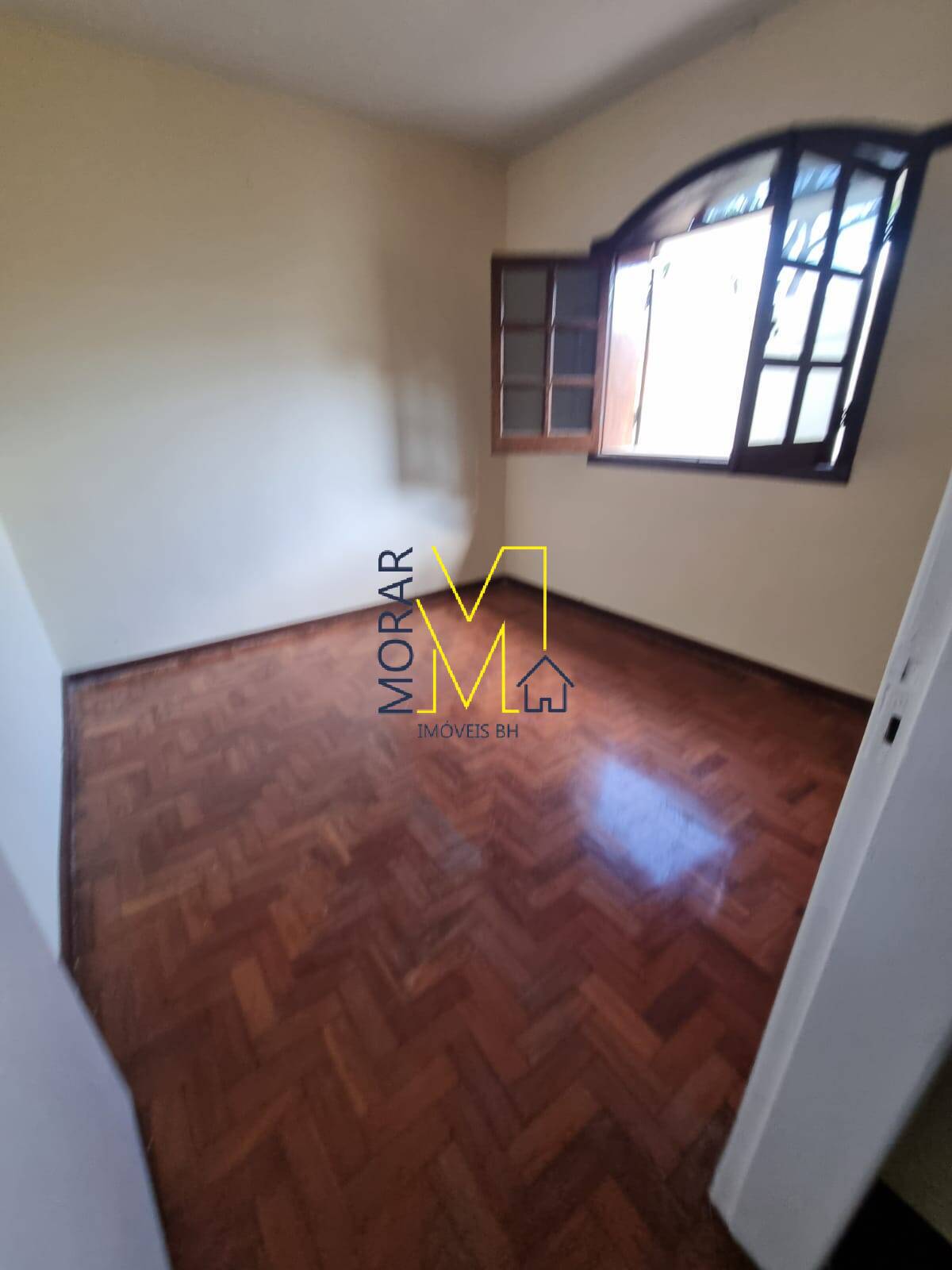 Casa à venda com 4 quartos, 200m² - Foto 19