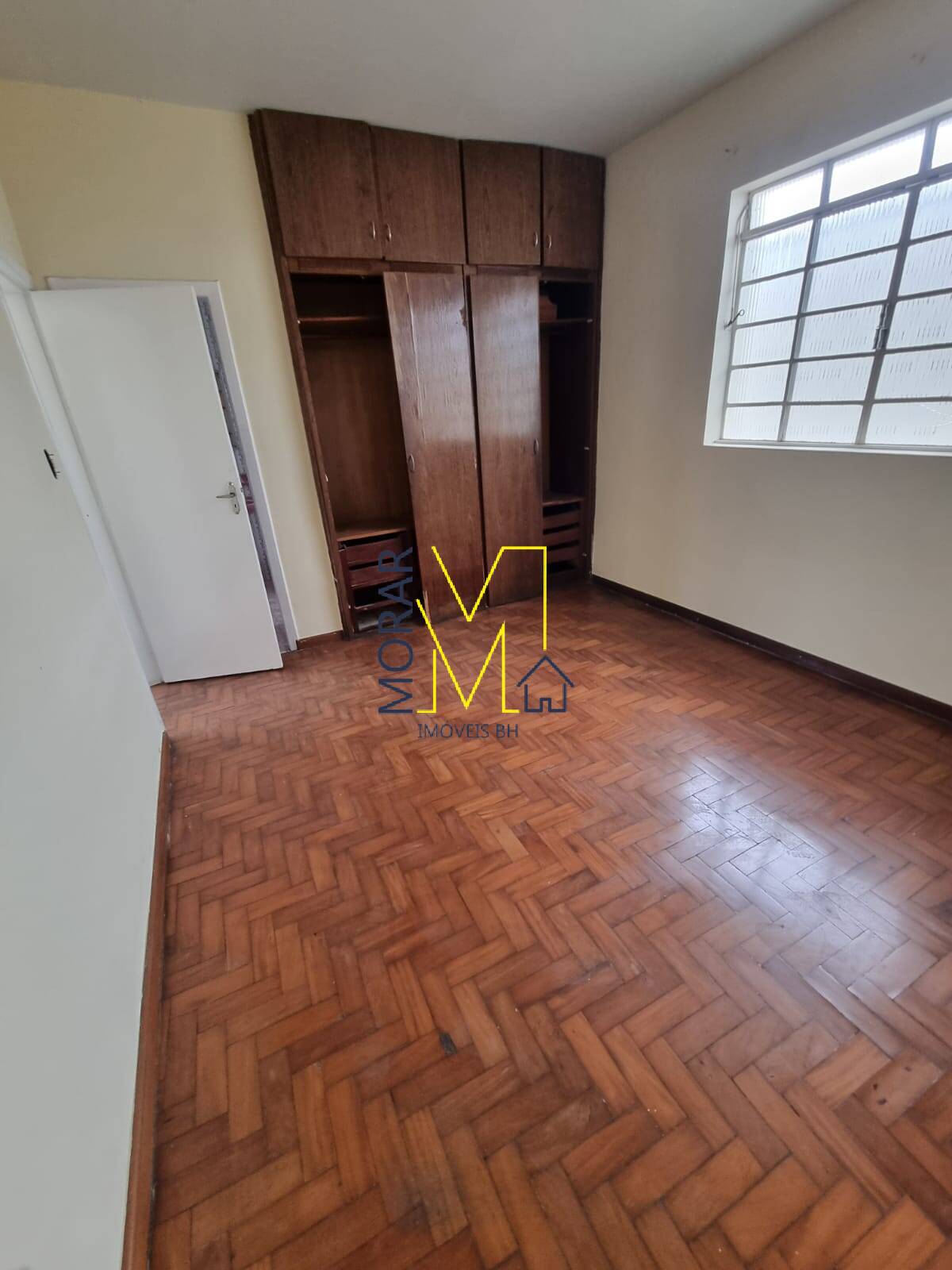 Casa à venda com 4 quartos, 200m² - Foto 15