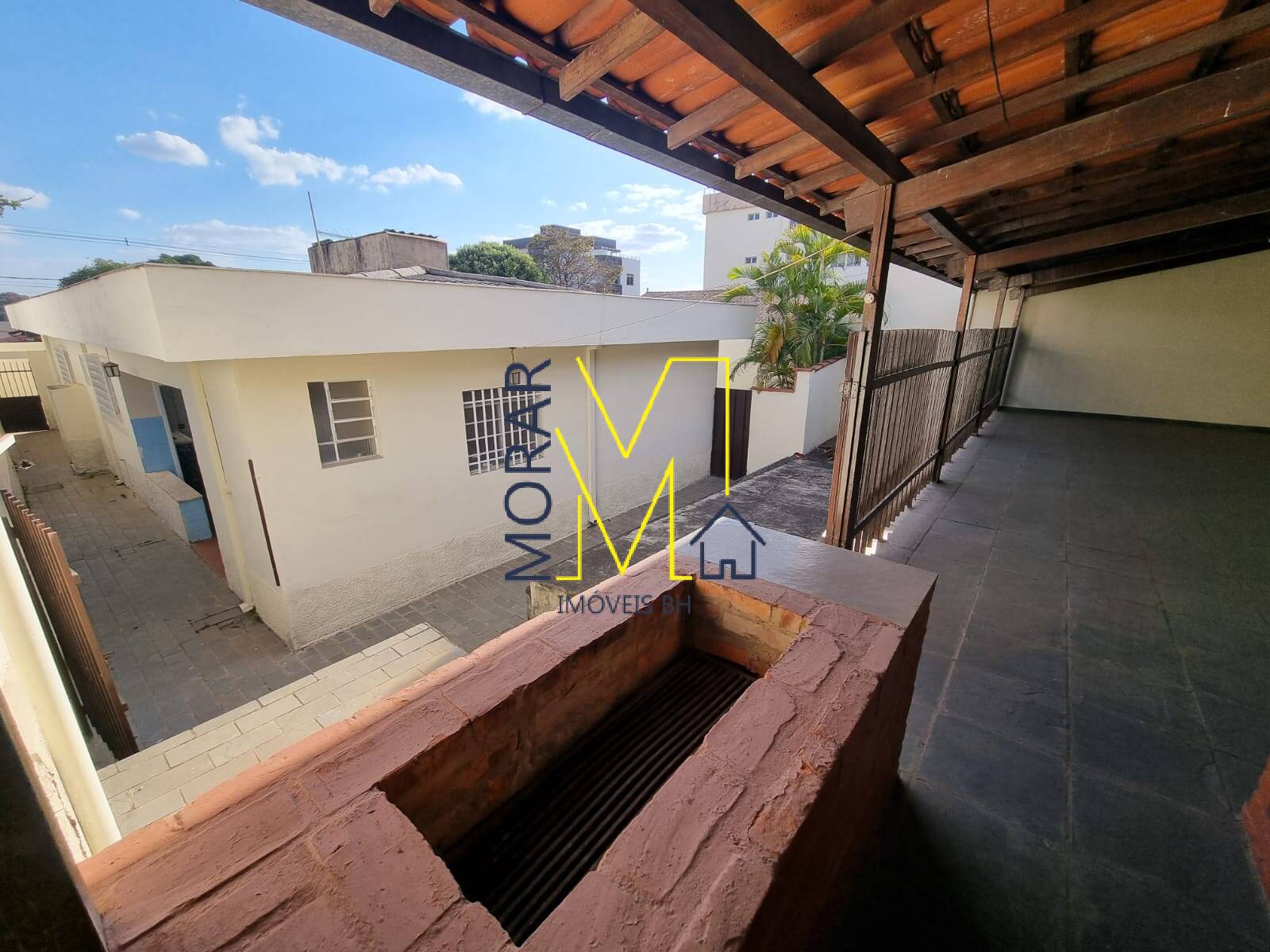 Casa à venda com 4 quartos, 200m² - Foto 18