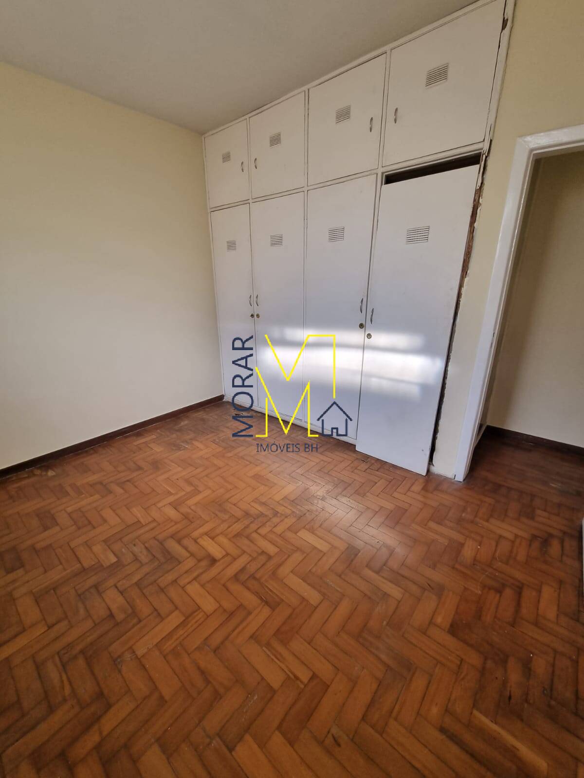 Casa à venda com 4 quartos, 200m² - Foto 9