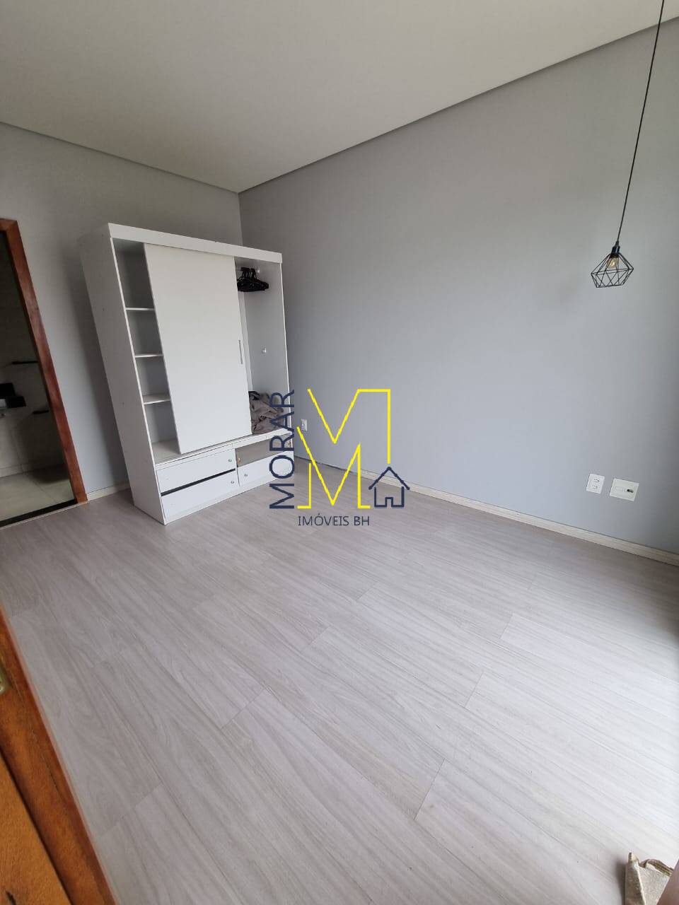 Casa à venda com 3 quartos, 180m² - Foto 8