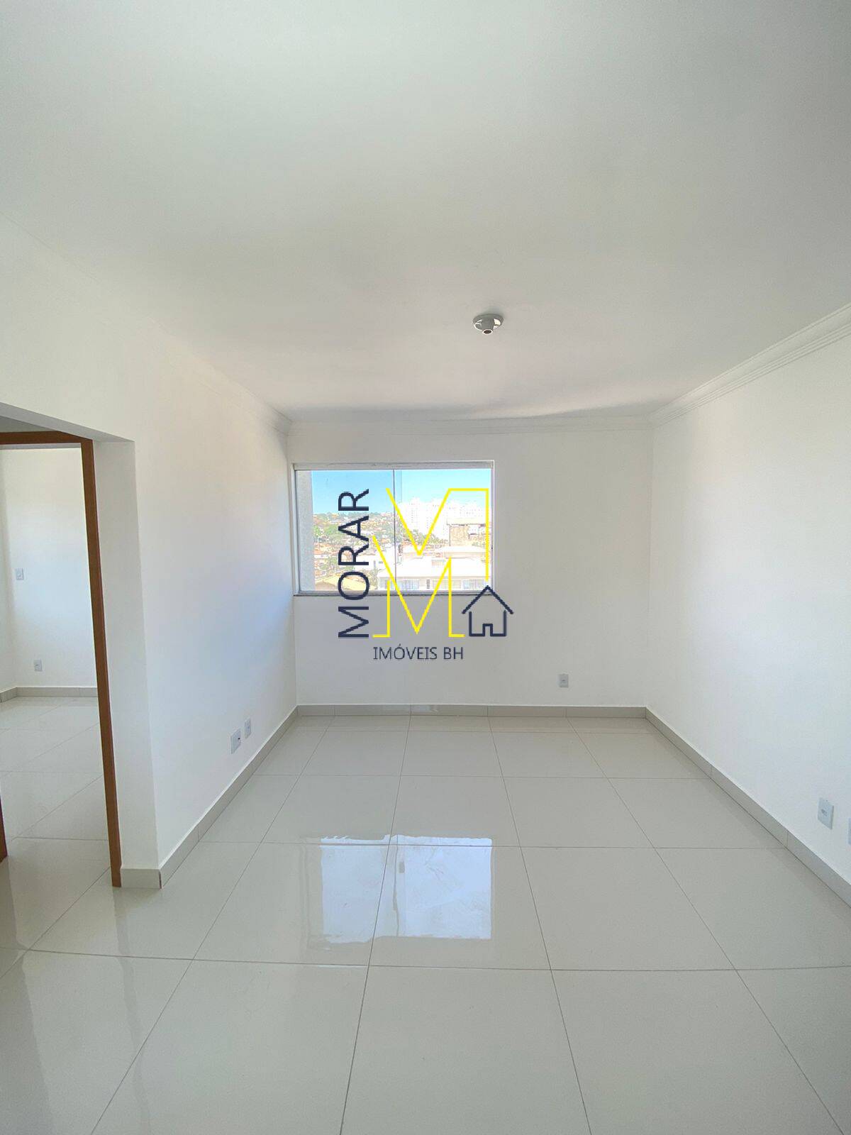 Apartamento à venda com 2 quartos, 44m² - Foto 1