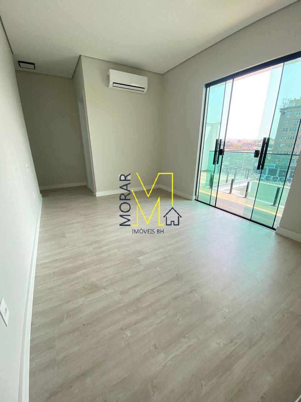 Casa à venda com 4 quartos, 180m² - Foto 14