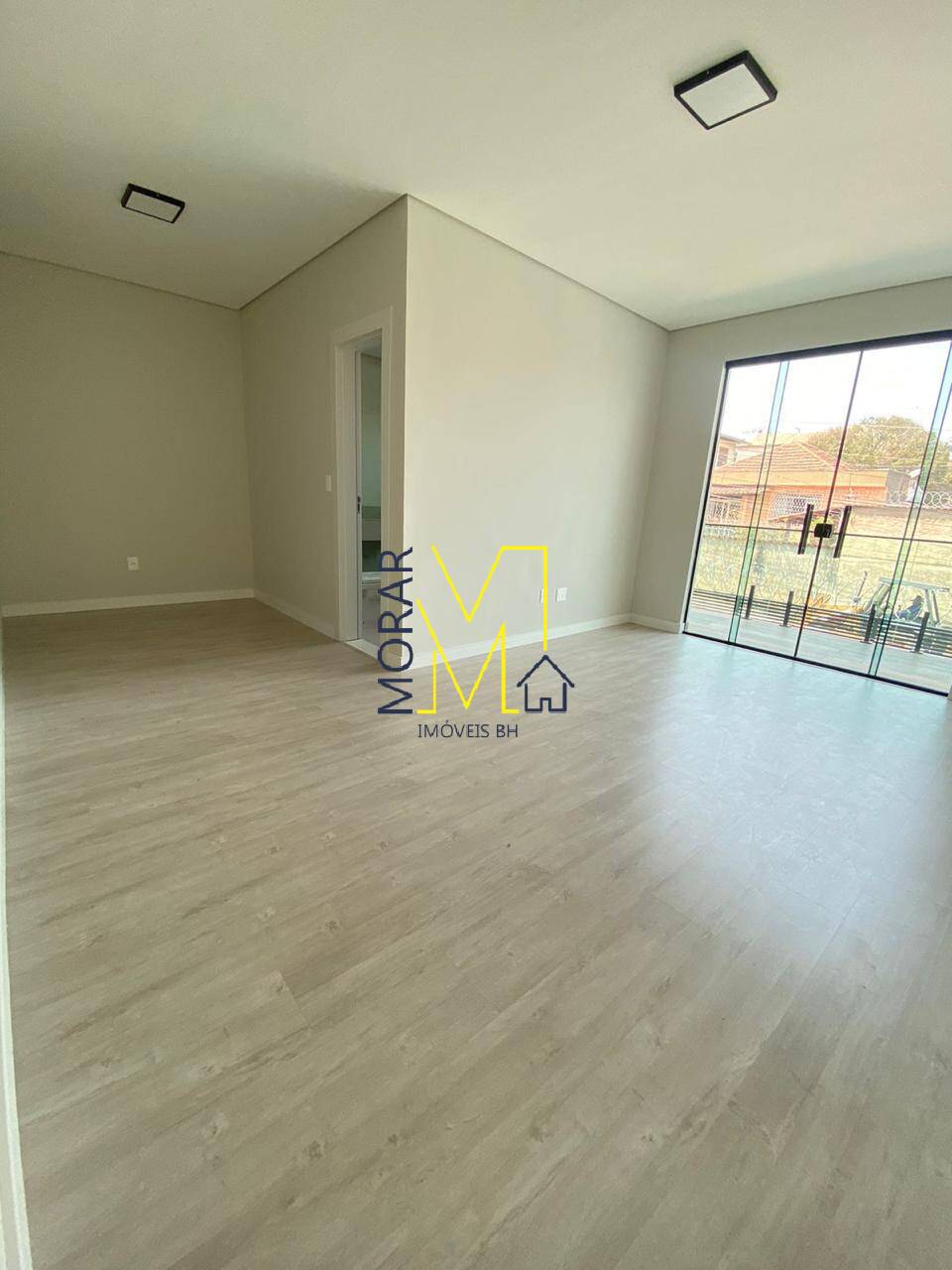 Casa à venda com 4 quartos, 180m² - Foto 12