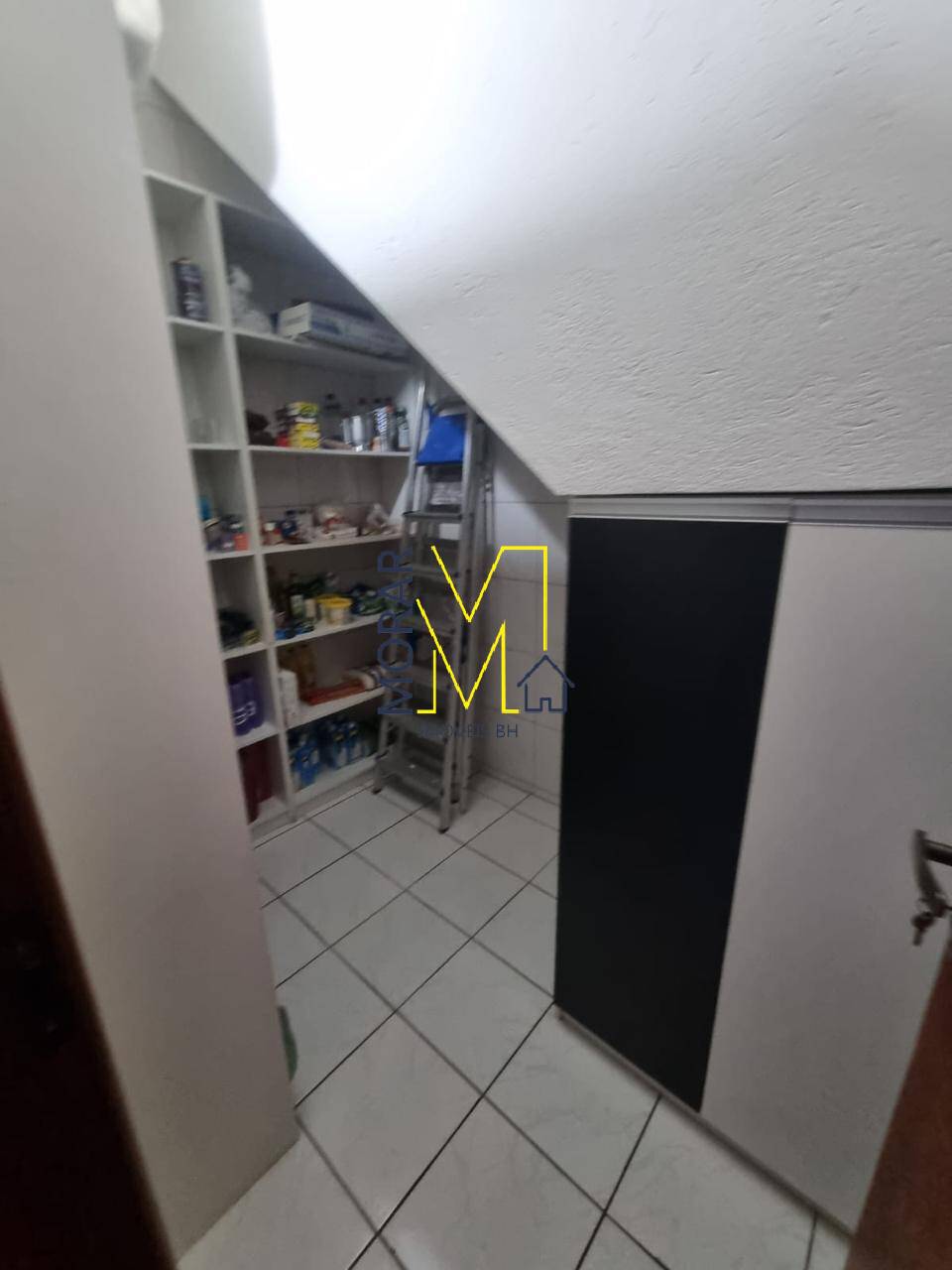 Casa à venda com 6 quartos, 335m² - Foto 41