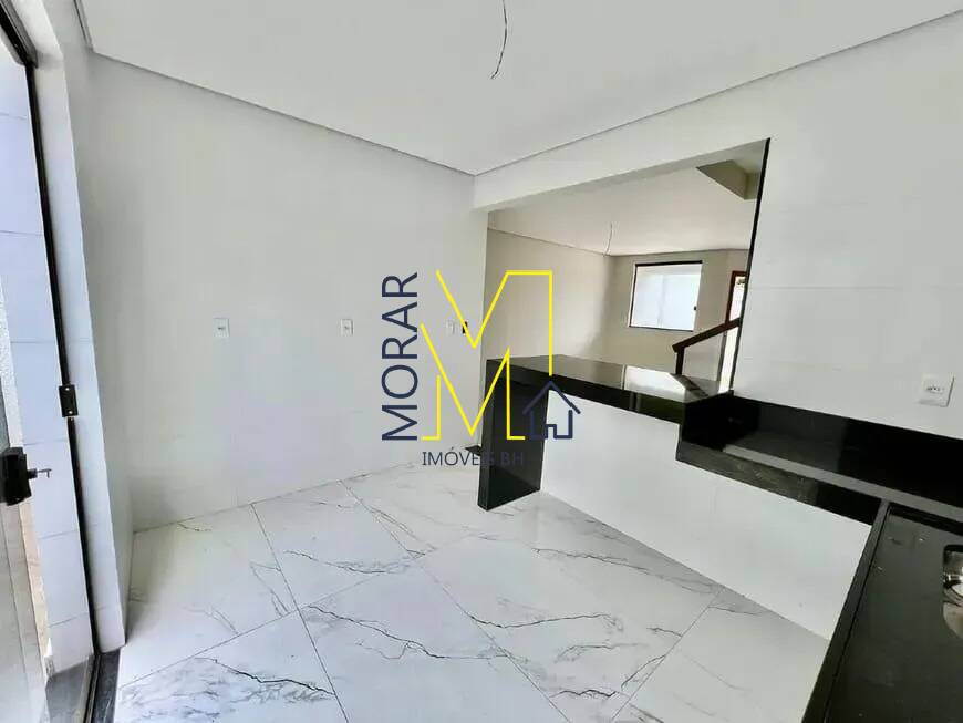 Casa à venda com 3 quartos, 142m² - Foto 10