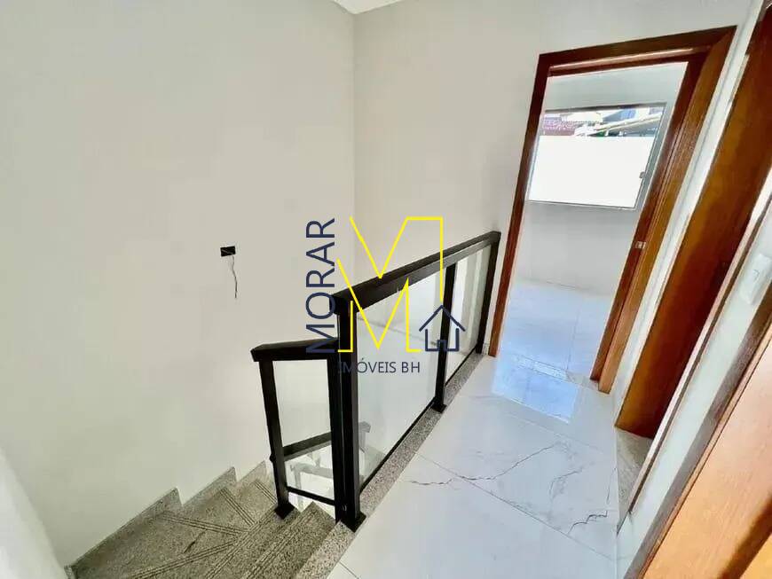 Casa à venda com 3 quartos, 142m² - Foto 11