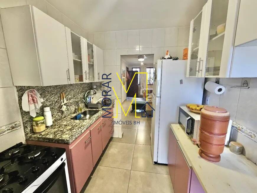 Casa à venda com 2 quartos, 95m² - Foto 4