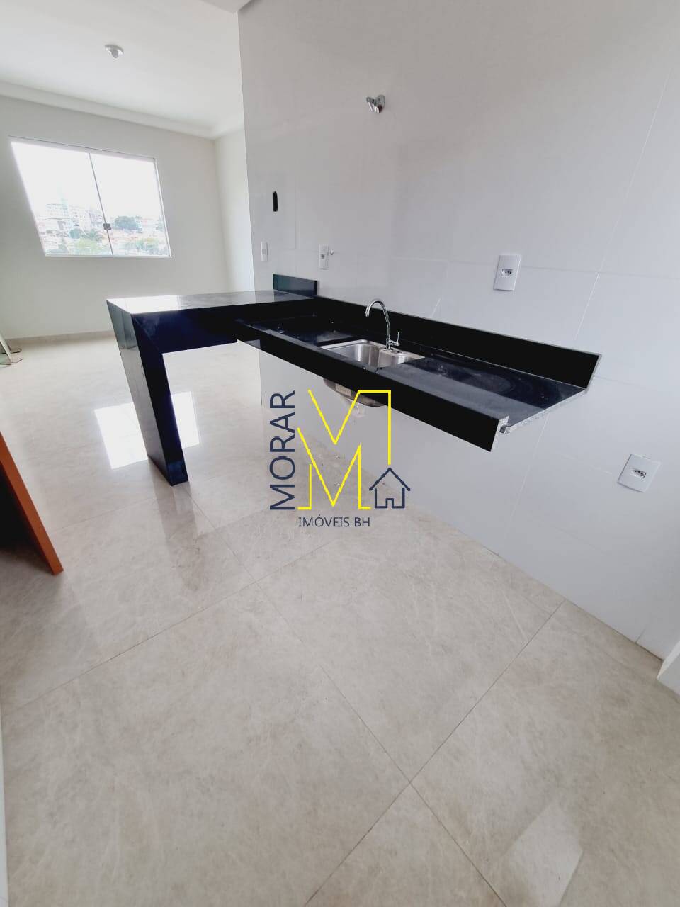 Apartamento à venda com 3 quartos, 65m² - Foto 2