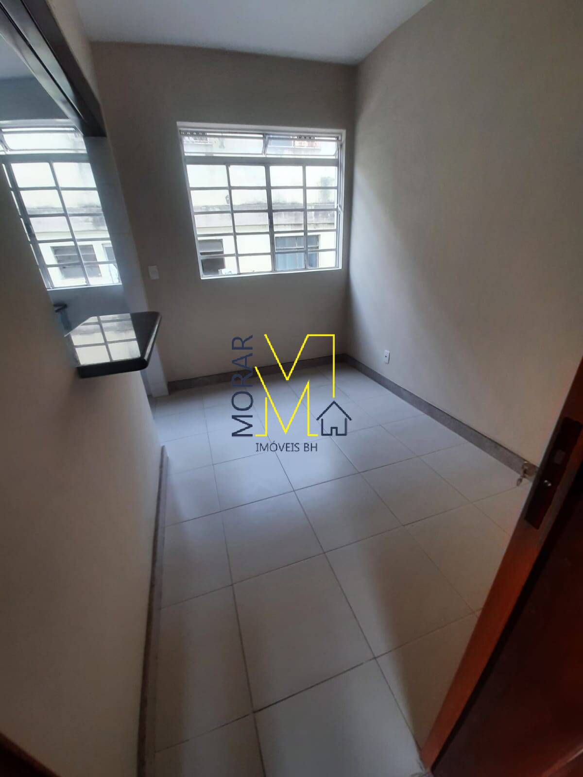 Apartamento à venda com 3 quartos, 65m² - Foto 4