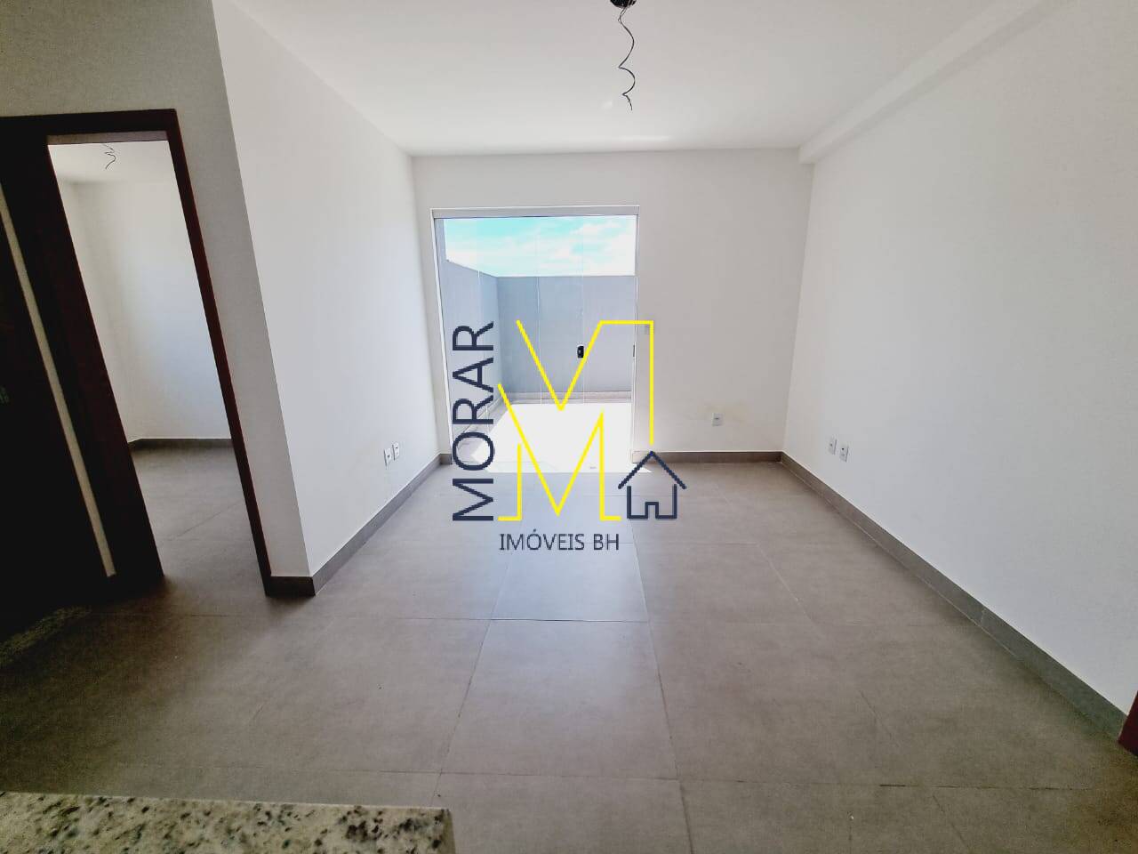 Apartamento à venda com 2 quartos, 70m² - Foto 10