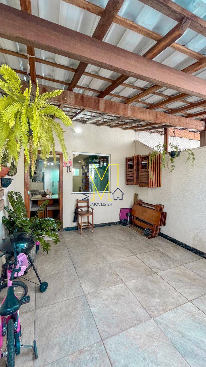 Casa à venda com 2 quartos, 90m² - Foto 8