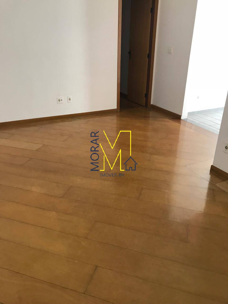 Apartamento à venda com 3 quartos, 97m² - Foto 9